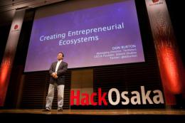 国際イノベーション会議　Hack Osaka 2015